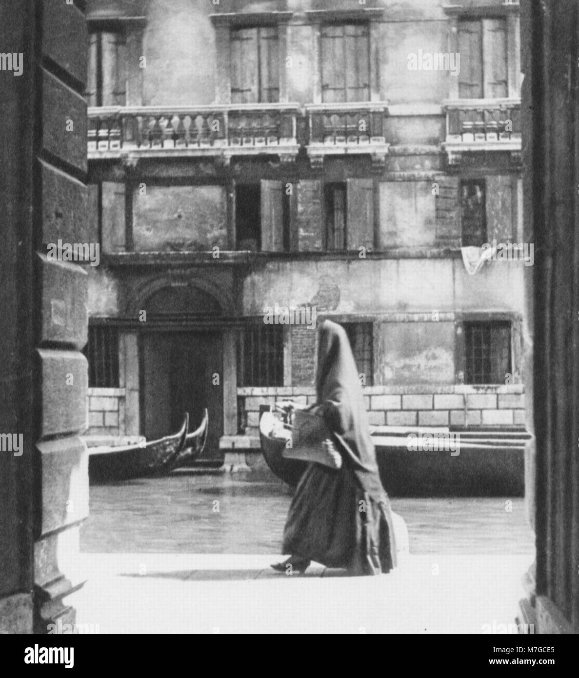 venetian slippers mens