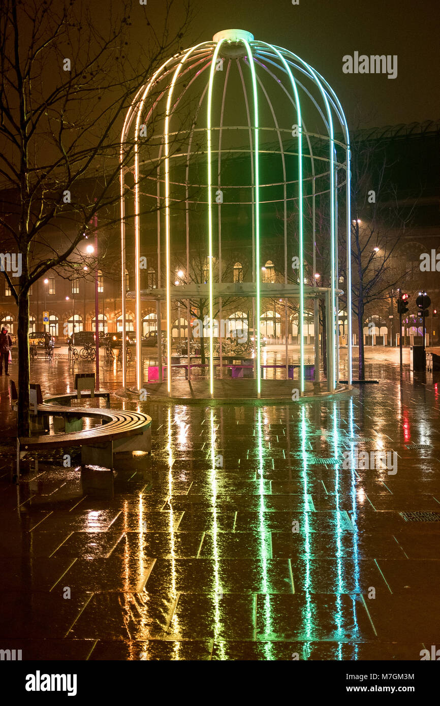 Birdcage kings cross hires stock photography and images Alamy