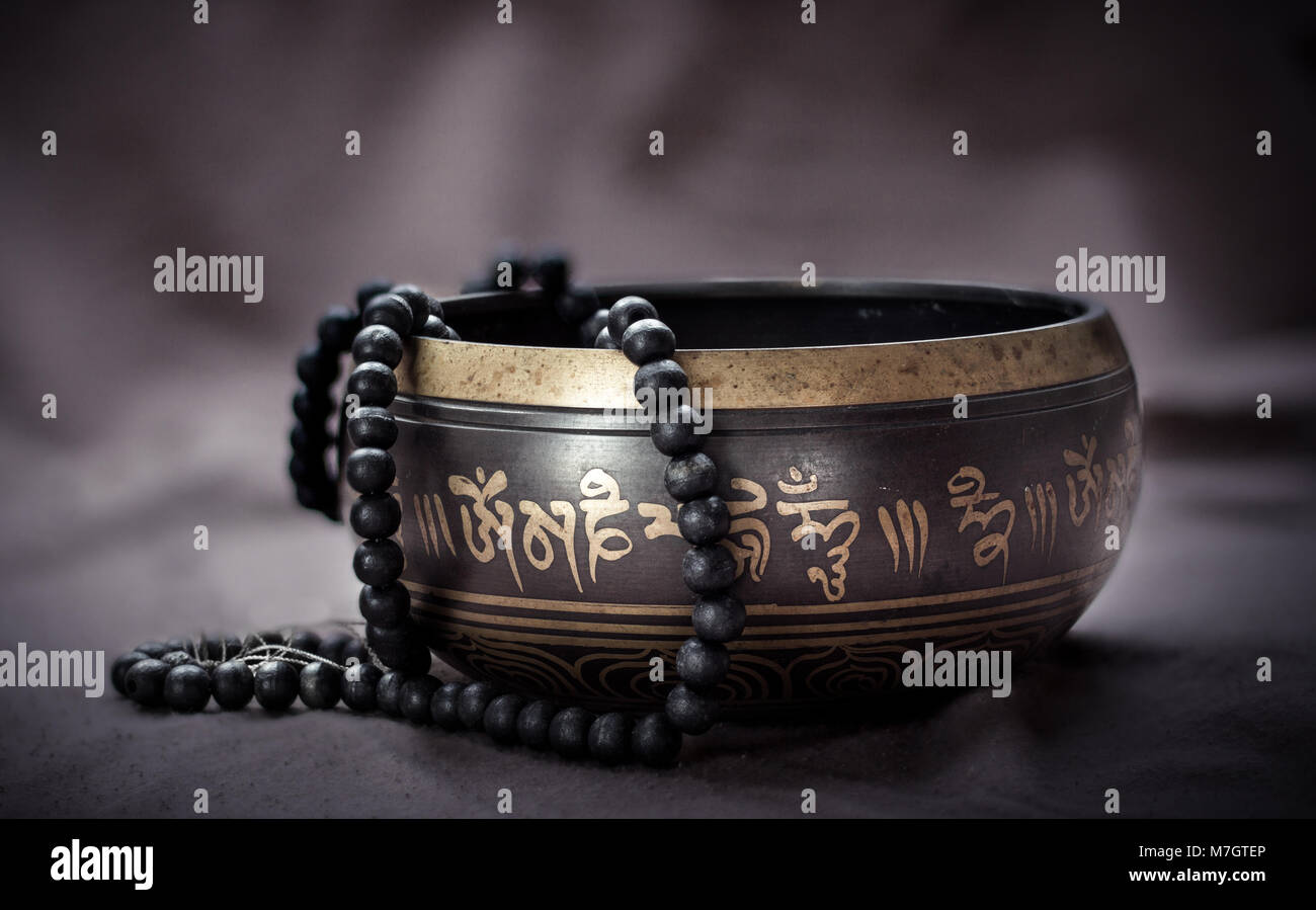 tibetan singing bowl Stock Photo