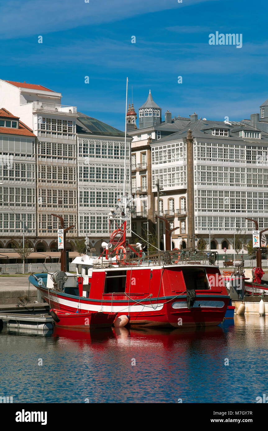 Seafront and fishing port, La Marina avenue, La Coruña, Region of