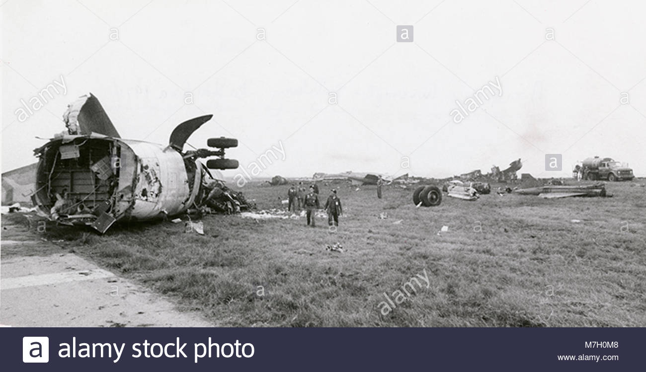 авиакатастрофы конспект кратко. сбитый пе-8. самолёт b52 tinian 1945. паломарес испания атомная бомба. авиакатастрофа над базой туле поражающие факторы.