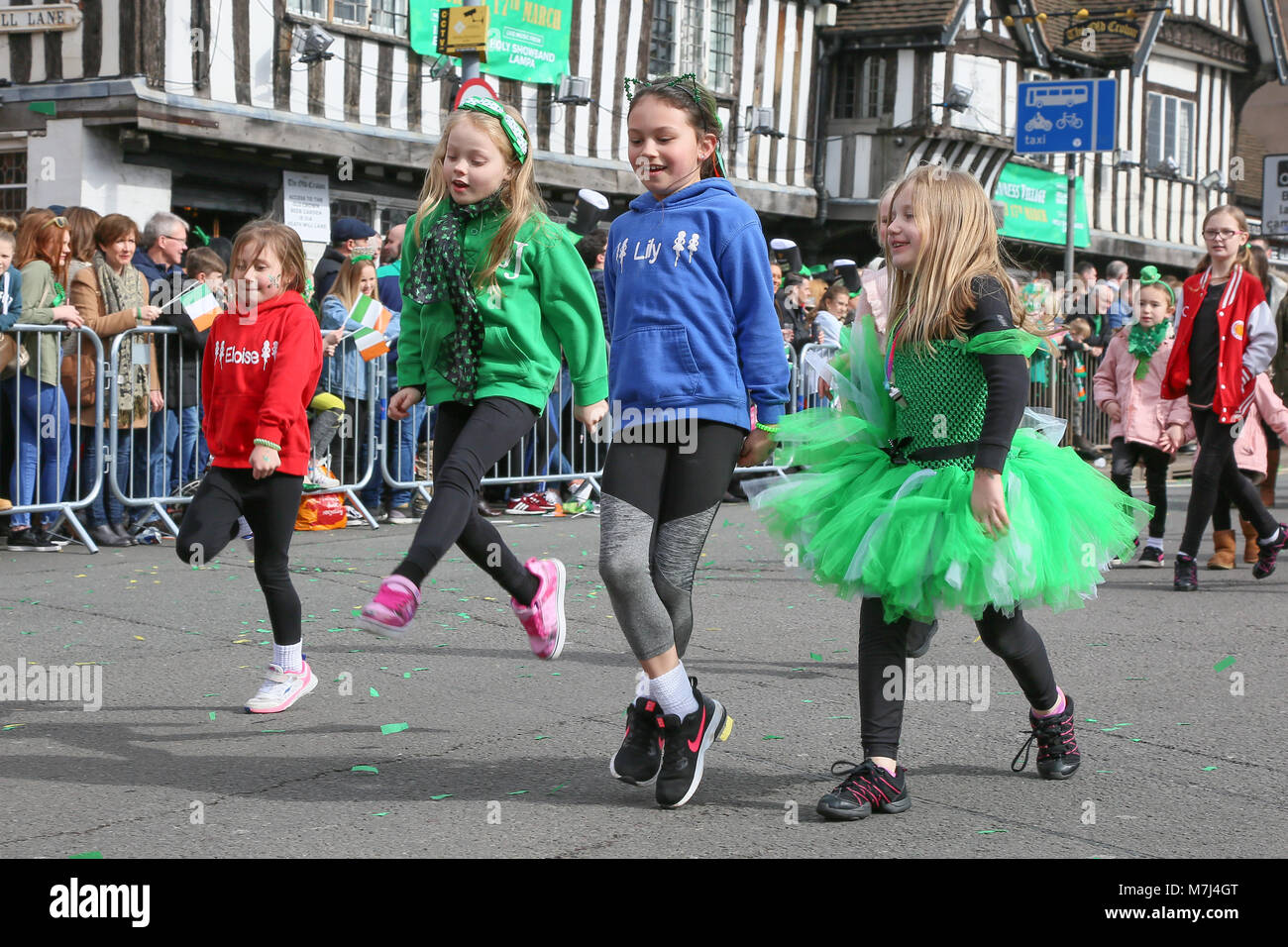 Birmingham's Irish community celebrates St Patrick's Day with their ...