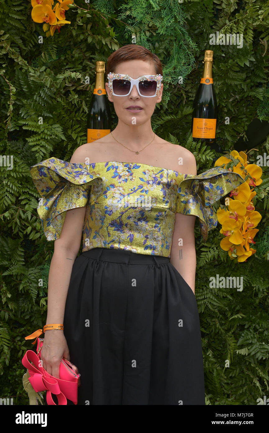 Miami, FL, USA. 10th Mar, 2018. Angeles Almuna attends the 4th Annual Veuve Clicquot Carnaval at Museum Park on March 10, 2018 in Miami, Florida. Credit: Mpi10/Media Punch/Alamy Live News Stock Photo