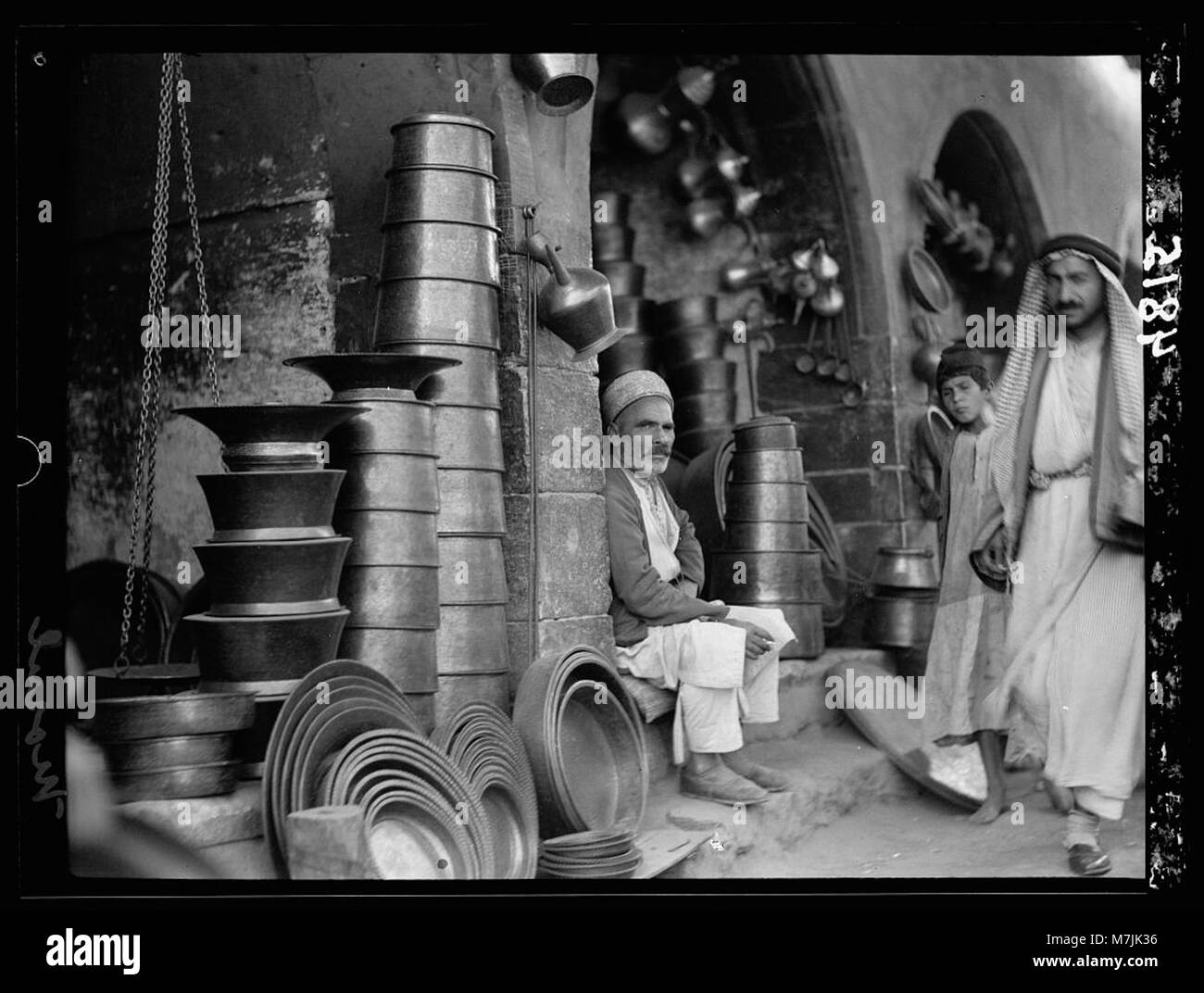 Pots and pans store hi-res stock photography and images - Alamy
