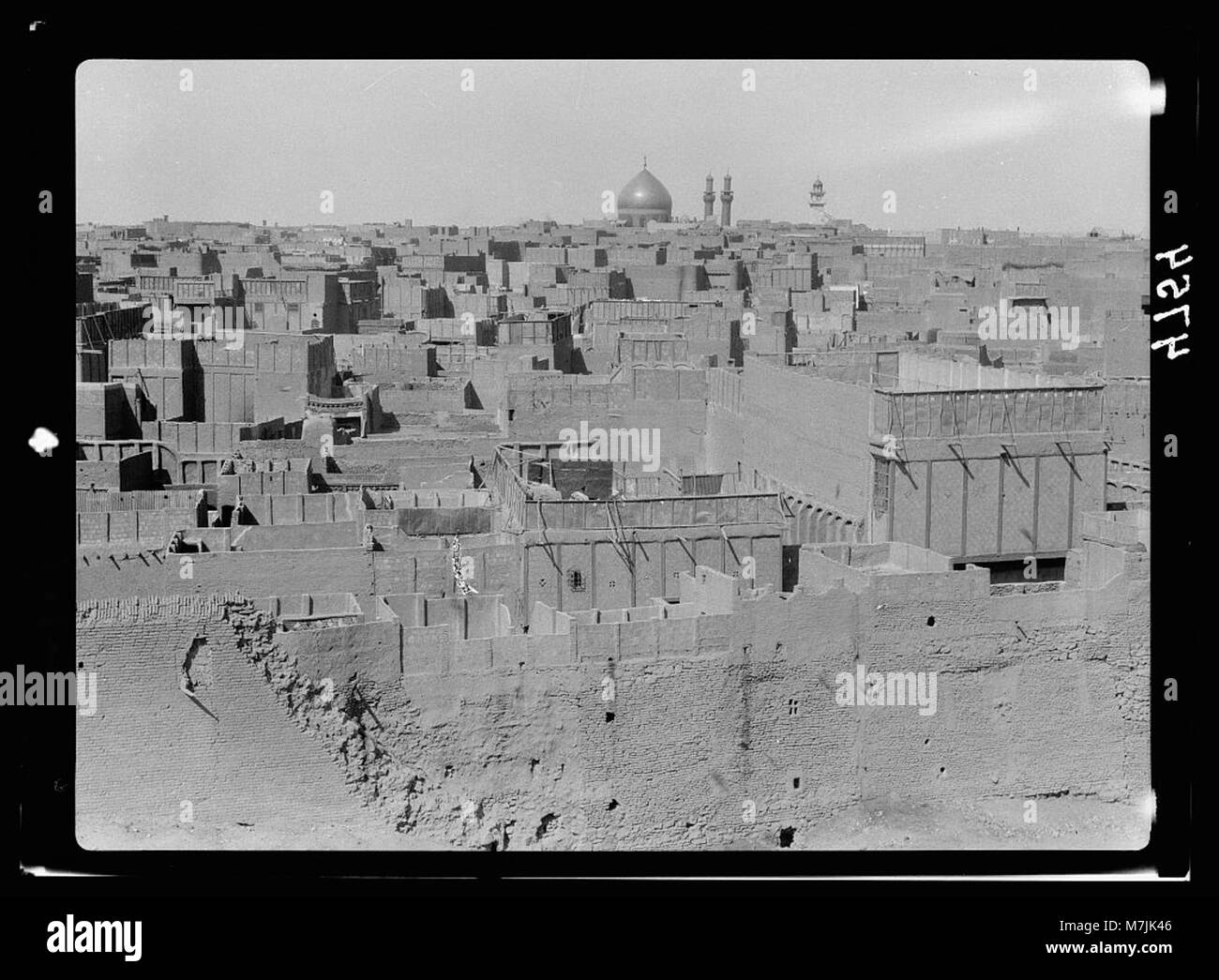 Iraq. Nejaf. First sacred city of the Shiite Moslems (i.e., Muslims). General view of the city showing the great mosque in distance LOC matpc.16155 Stock Photo
