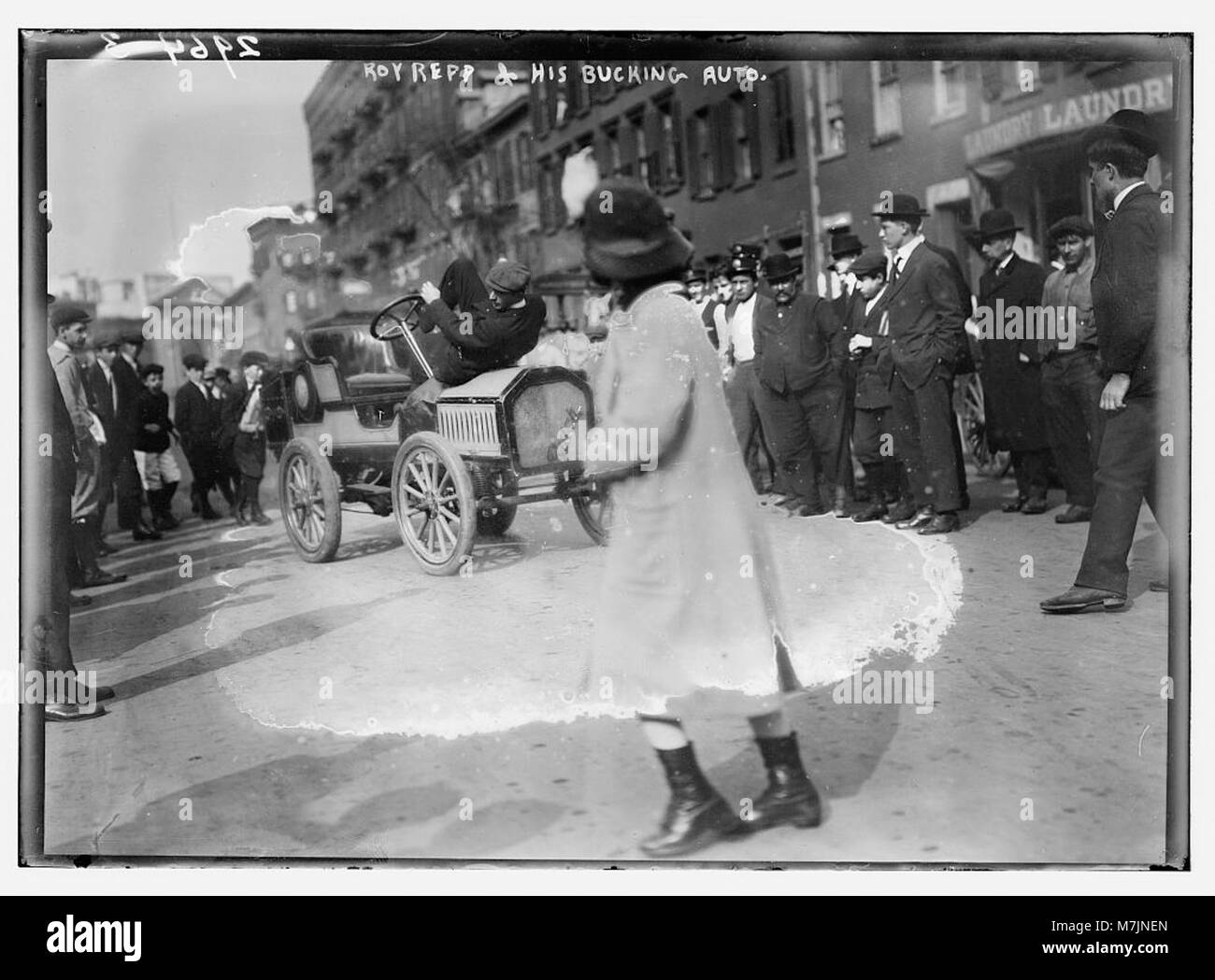 Bucking car hi-res stock photography and images - Alamy