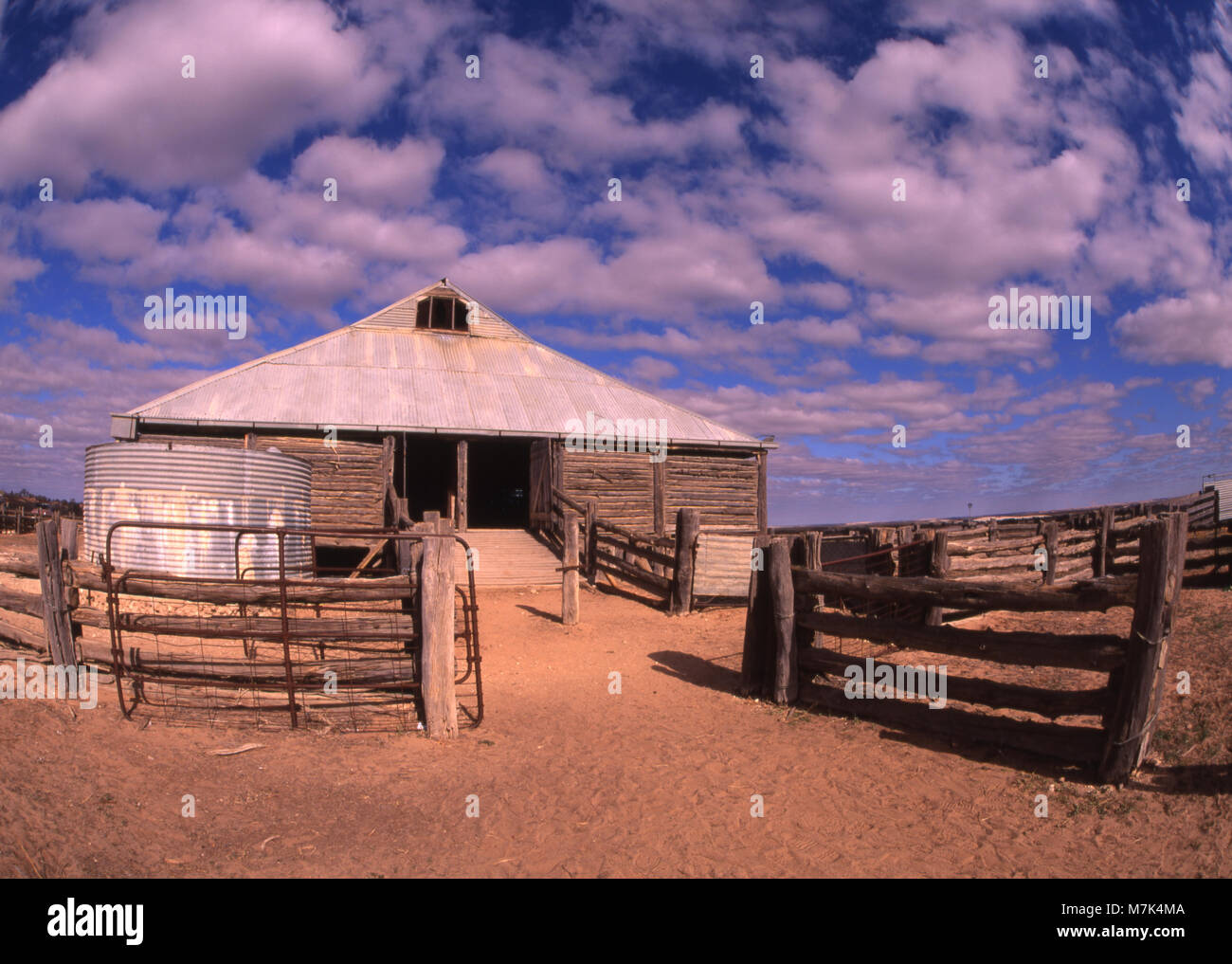Mungo Woolshed, built in 1869, is an ingenious drop-log cypress pine construction from the historic Gol Gol pastoral station, now in Mungo NP. Stock Photo