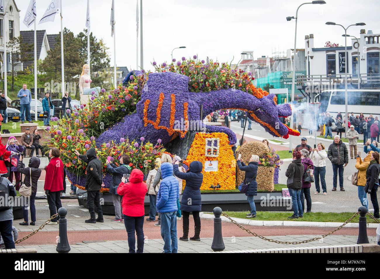 NORDWIJK, THE NETHERLANDS - APRIL 22, 2017: The Flower parade, Bloemencorso in Dutch, is an annual, colorful feast of beautiful flowers. The route is  Stock Photo