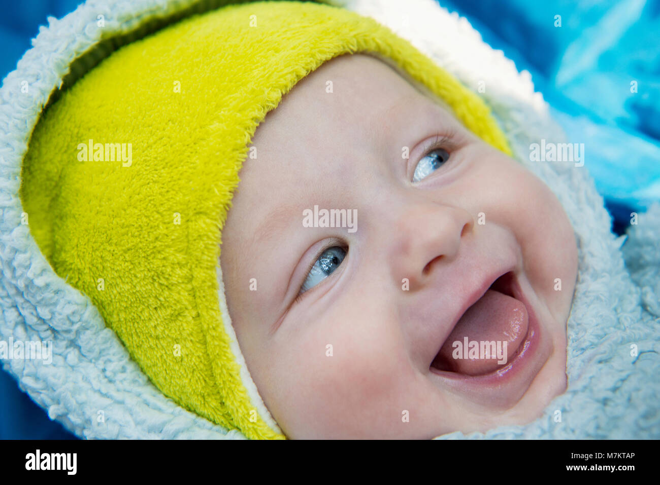 babywearing 4 month old