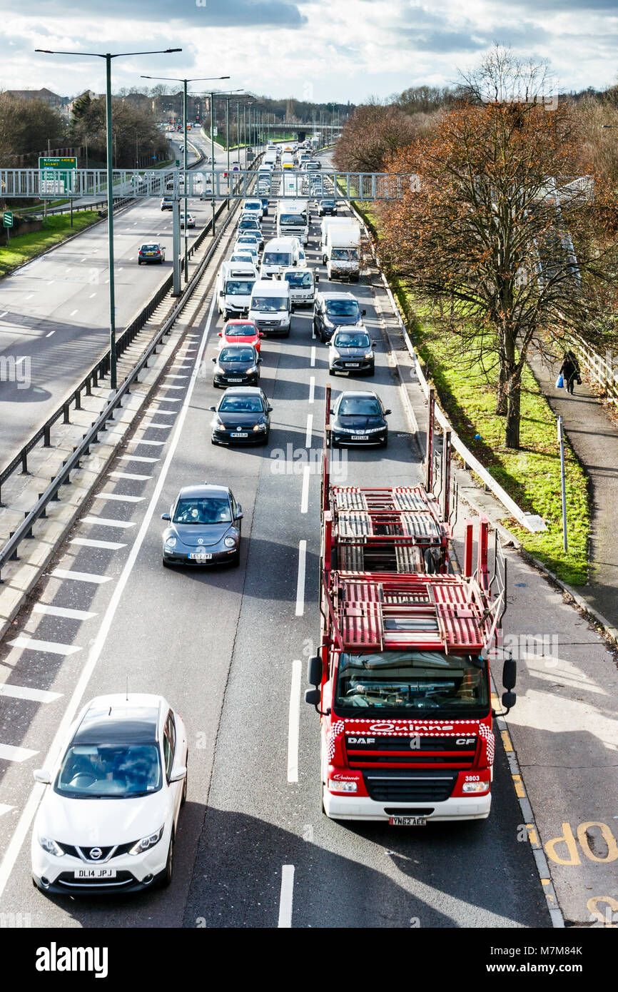 Traffic jam london hi-res stock photography and images - Alamy