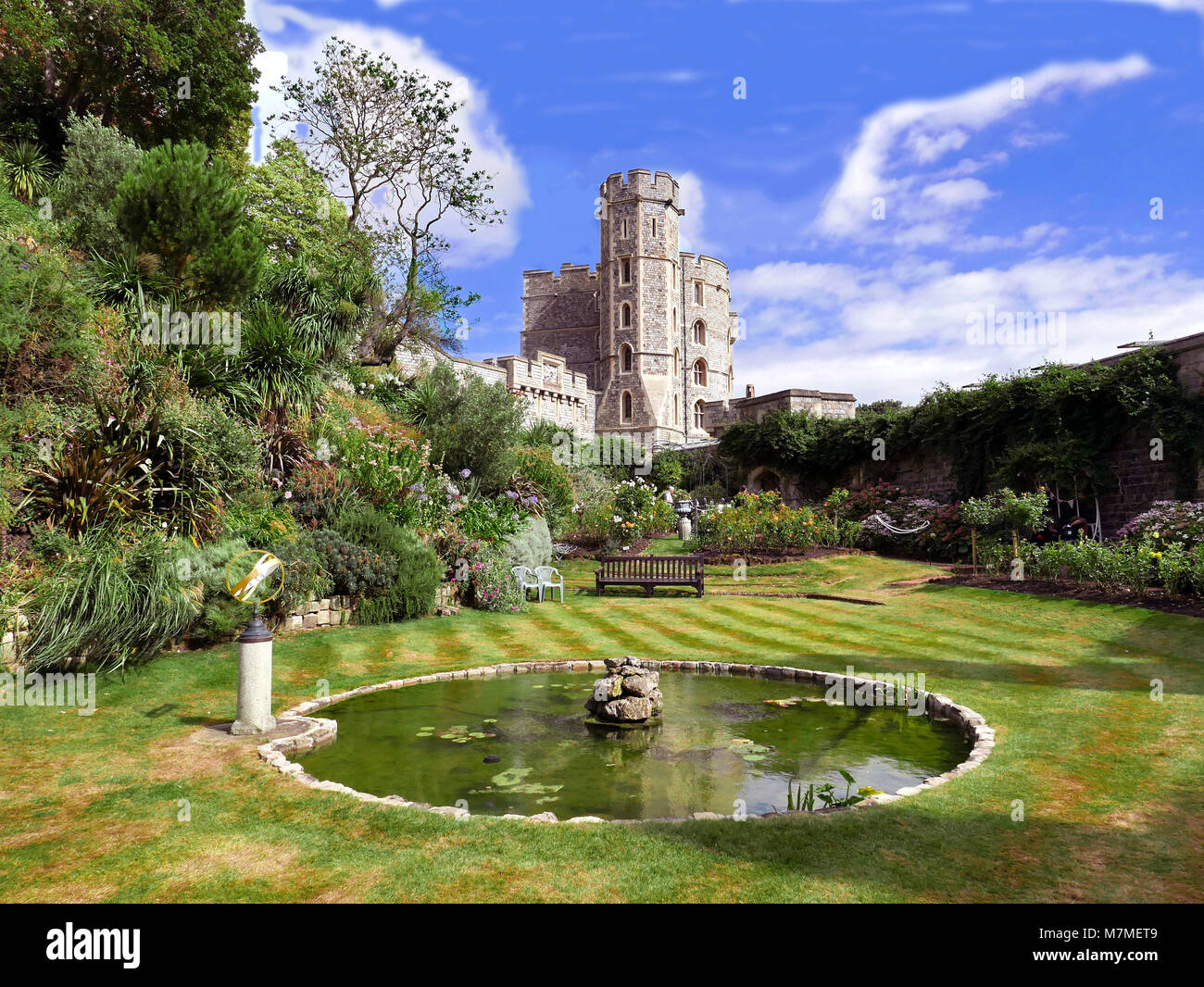 Windsor Castle Moat Garden High Resolution Stock Photography And Images Alamy