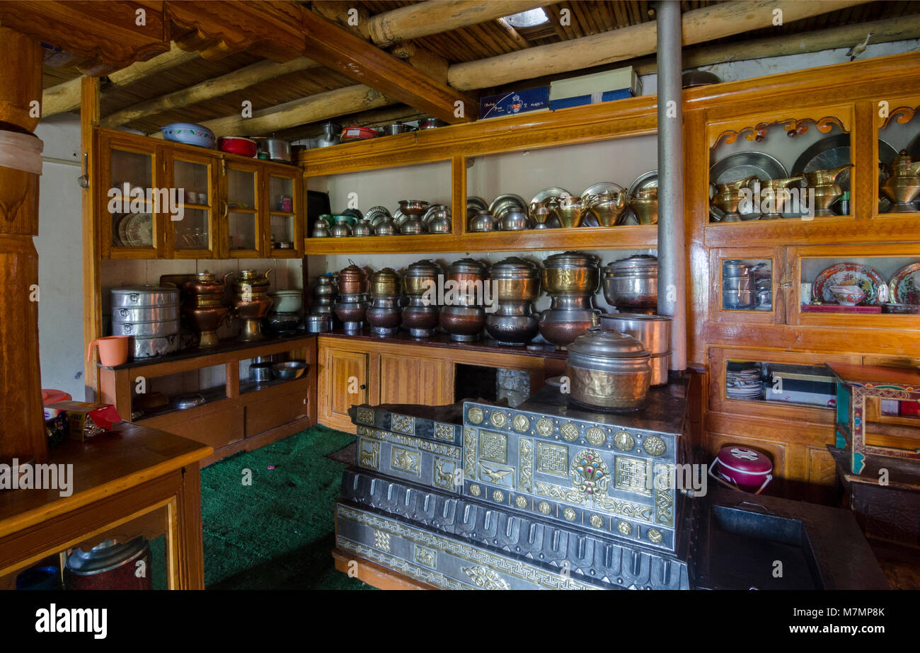 Ladakhi kitchen hi-res stock photography and images - Alamy
