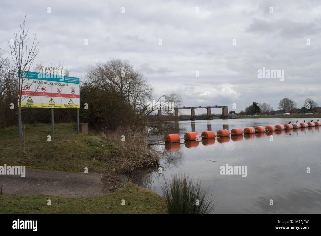Colwick Weir/sluice, river trent Stock Photo Alamy