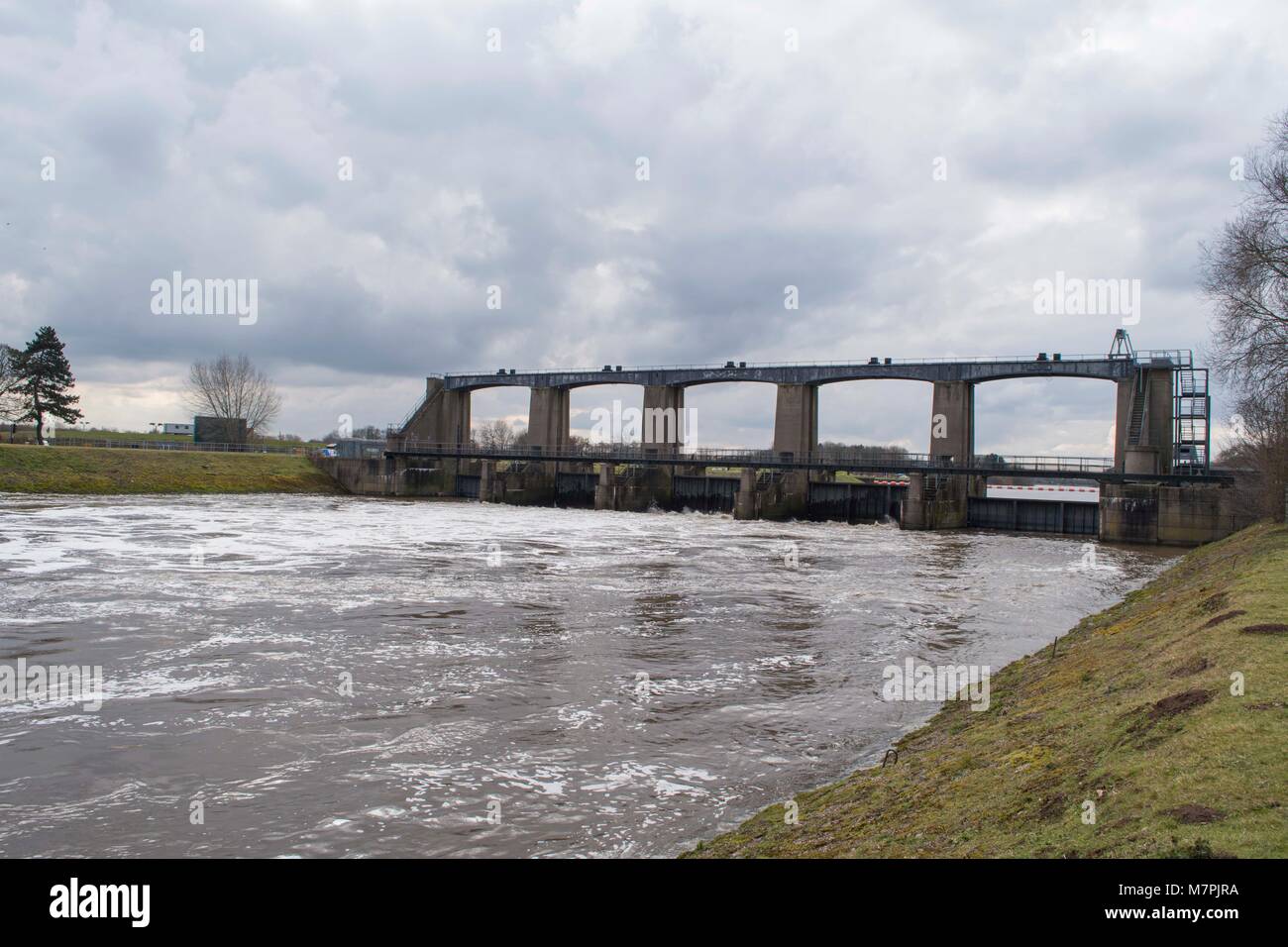 Colwick Weir/sluice, river trent Stock Photo