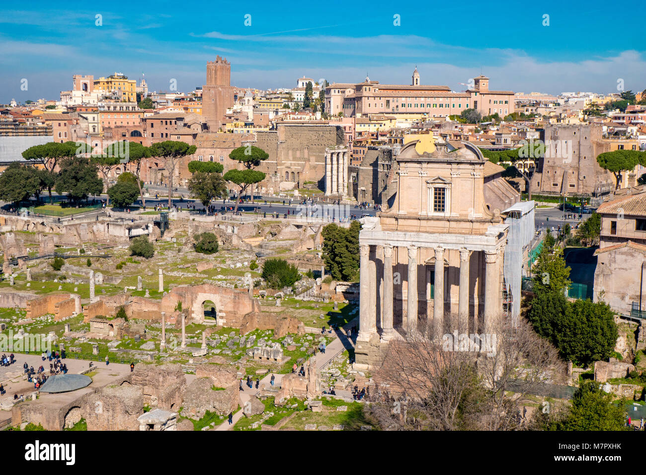 Ruins at the roman forum in rome hi-res stock photography and images ...