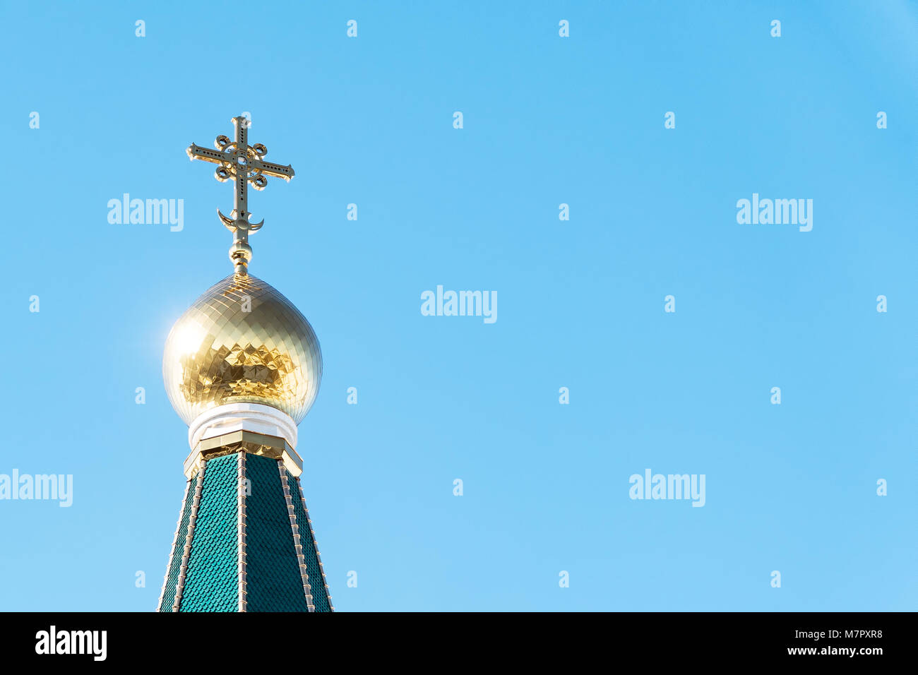 Orthodox cross on the dome of the Church Stock Photo - Alamy