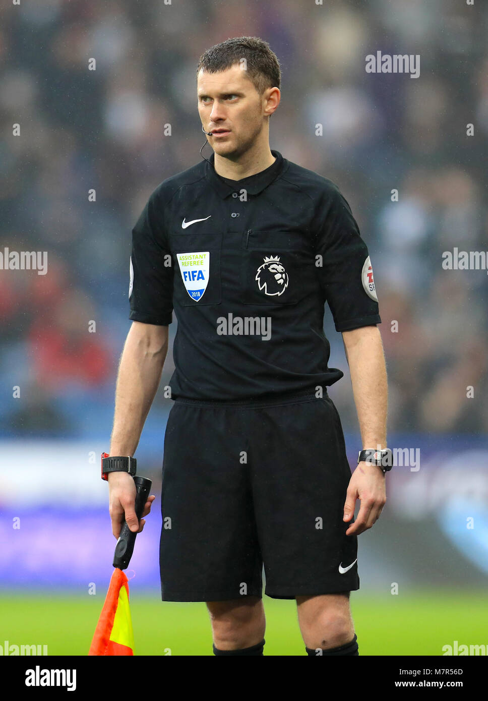 Referee Michael Oliver Stock Photo Alamy