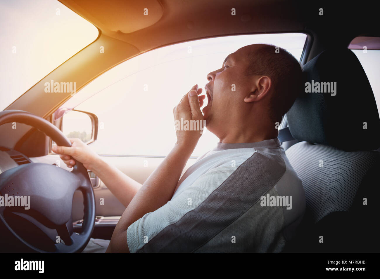 Falling asleep while driving hires stock photography and images Alamy