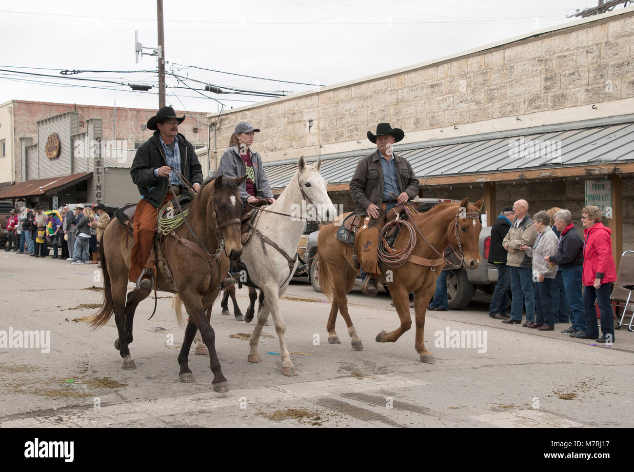 mardi gras parade bandera texas