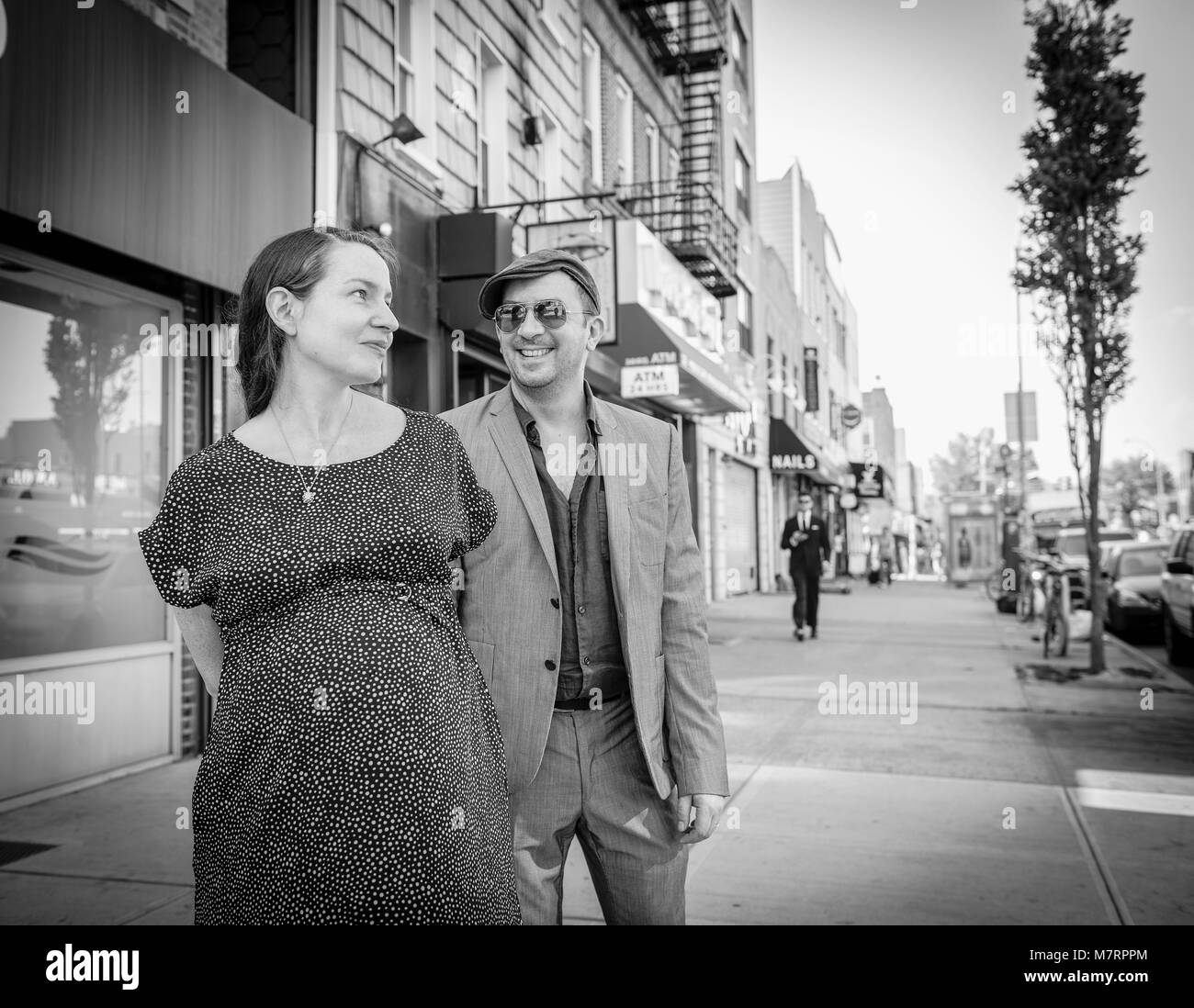White woman pregnant black man hi-res stock photography and images - Alamy