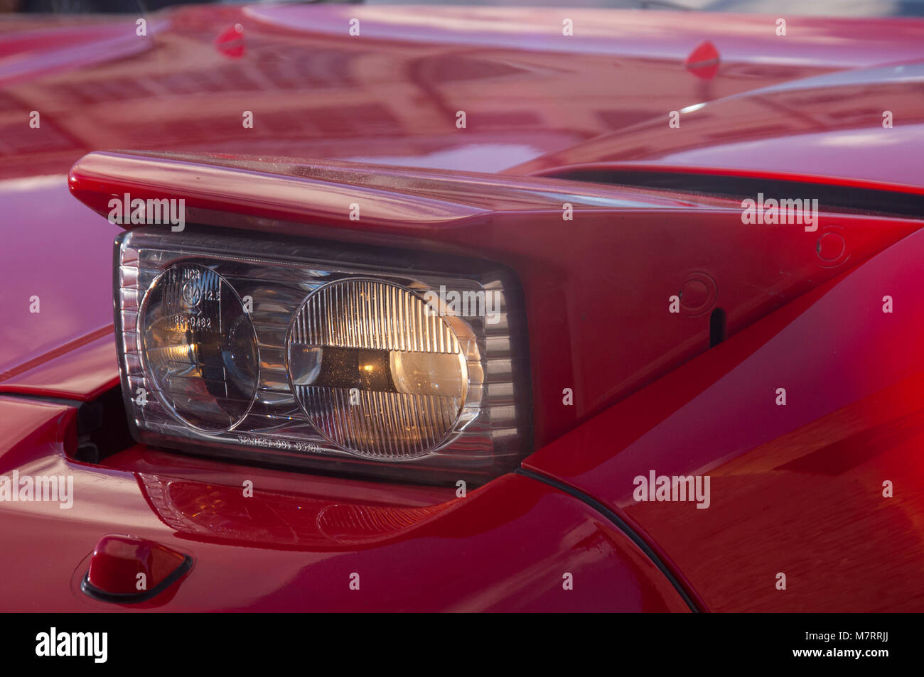 Pop up headlights hi-res stock photography and images - Alamy