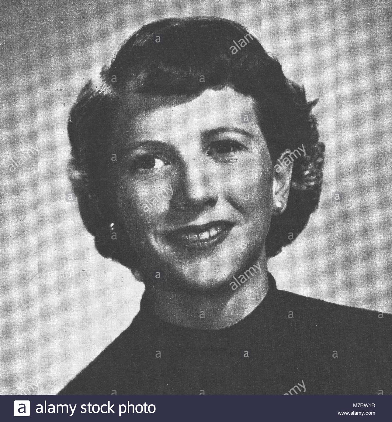 Watch Julie Harris born December 2, 1925 video Watch Julie Harris born December 2, 1925 video
