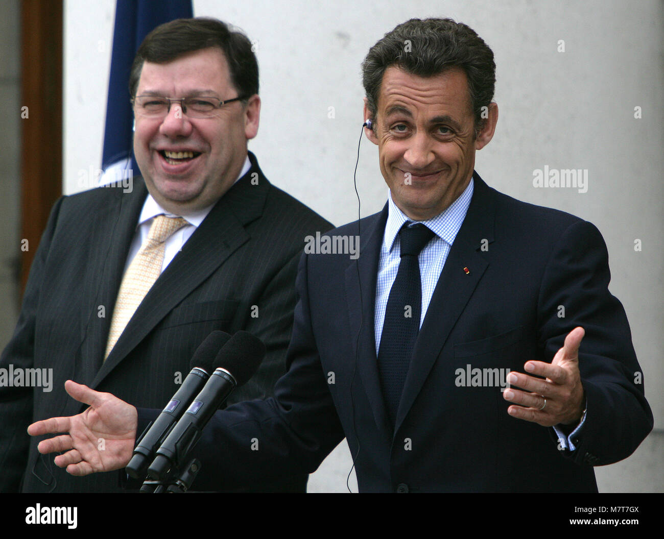 French President Nicolas Sarkozy speaks to the media alongside Taoiseach Brian Cowen at Government Buildings in Dublin, Monday 21, July 2008. Sarkozy met the two main opposition leaders - Fine Gael's Enda Kenny and Labour's Eamon Gilmore and talks with groups who opposed and supported the Lisbon Treaty. Photo/Paul McErlane Stock Photo