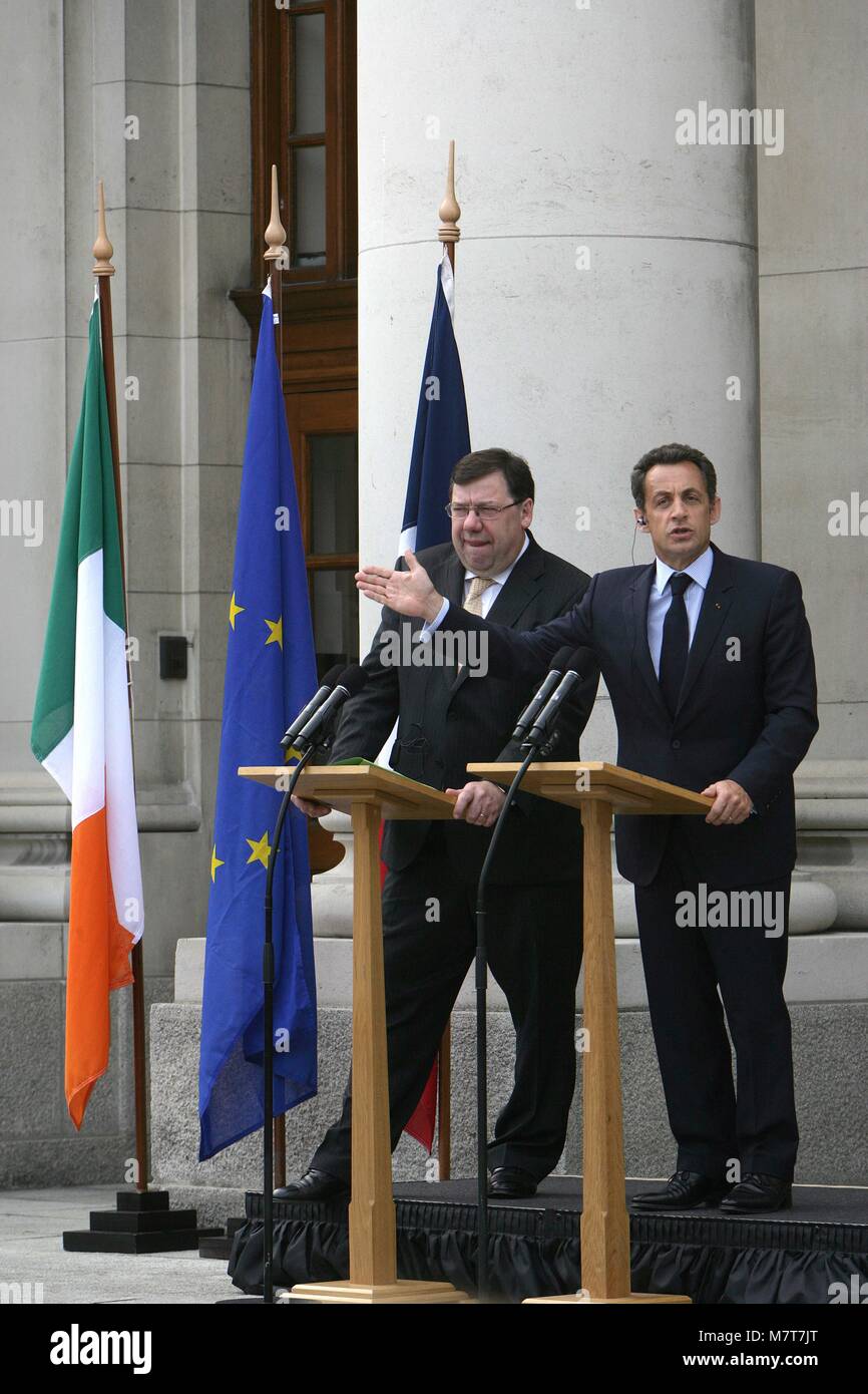 French President Nicolas Sarkozy speaks to the media alongside Taoiseach Brian Cowen after his day long visit to Government Buildings in Dublin, Monday 21, July 2008. Sarkozy met the two main opposition leaders - Fine Gael's Enda Kenny,  Labour's Eamon Gilmore and talks with groups who opposed and supported the Lisbon Treaty. Photo/Paul McErlane Stock Photo
