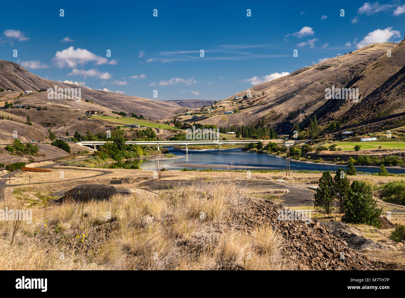 Bridge over Clearwater River, Northwest Passage Scenic Byway, Nez Perce Trail, Nez Perce Indian Reservation, near Spalding, Idaho, USA Stock Photo