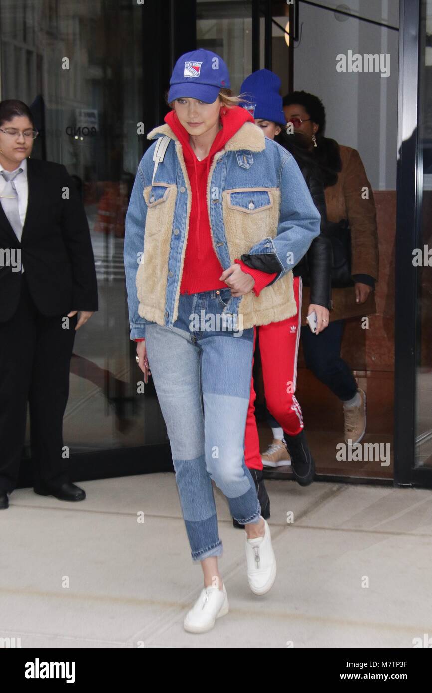New York Usa 12th Mar 2018 Gigi Hadid Seen In New York