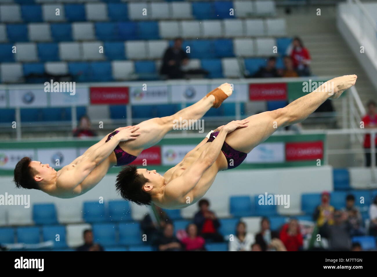 Mens 3m hires stock photography and images Alamy