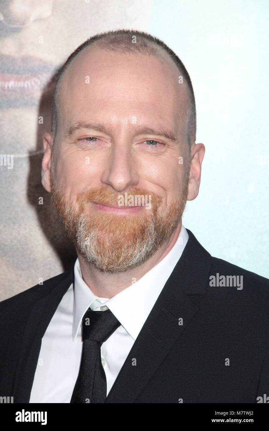 Roar uthaug movie poster usa hires stock photography and images Alamy