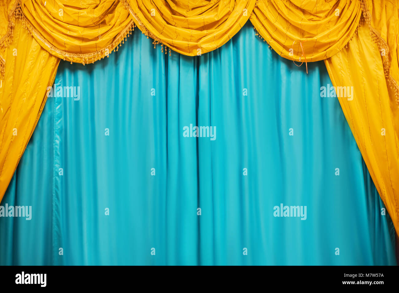 Yellow stage curtain background hires stock photography and images Alamy