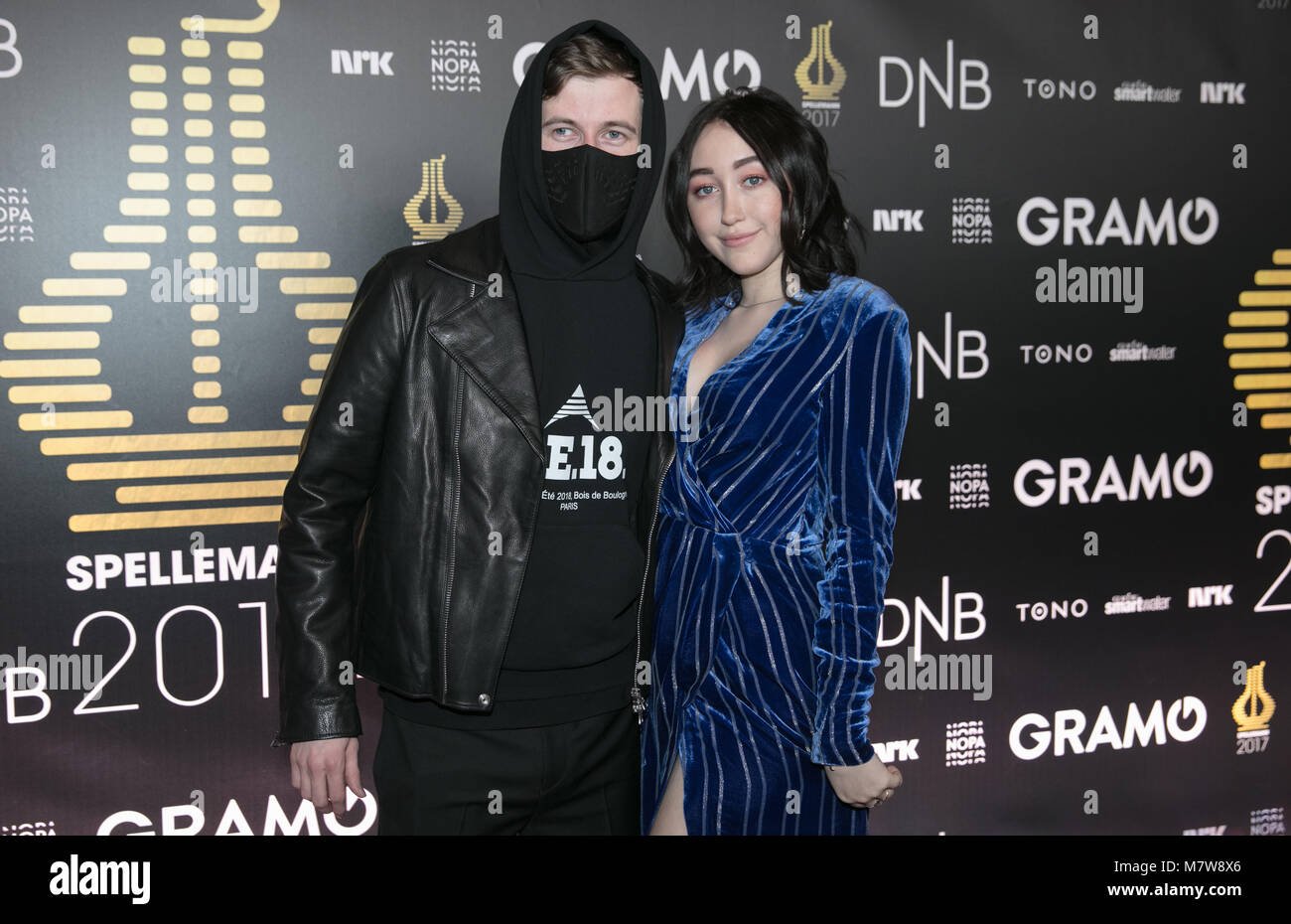 Norway, Oslo - February 25, 2018. The Norwegian record producer Alan Walker and American singer Noah Cyrus are seen at the red carpet at the Norwegian Grammy Awards, Spellemannprisen 2017, in Oslo. (Photo credit: Gonzales Photo - Stian S. Moller). Stock Photo