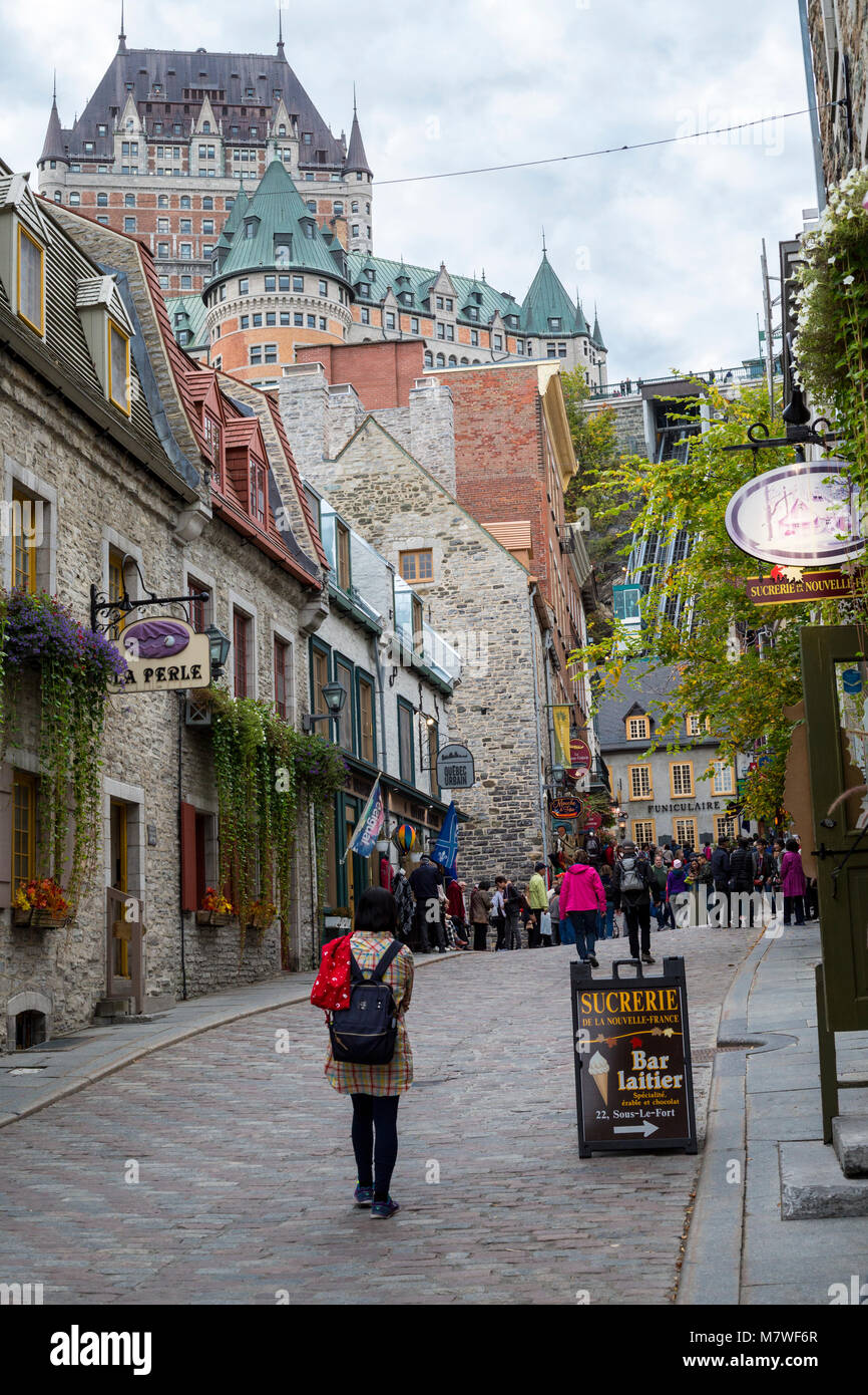 Quebec, Canada.  Looking toward the Chateau Frontenac from the Lower Town, Funicular on right. Stock Photo