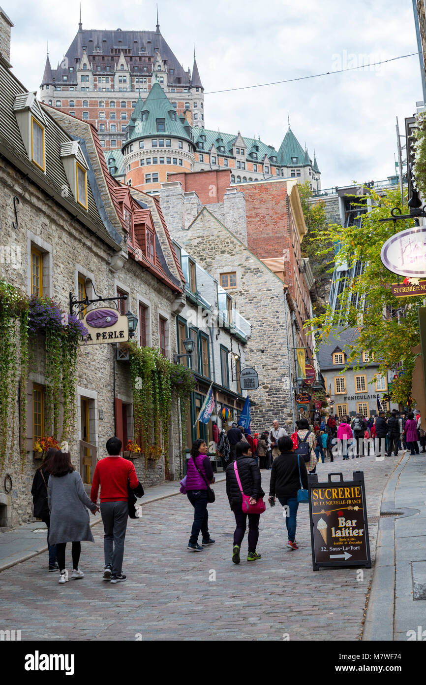 Quebec, Canada.  Looking toward the Chateau Frontenac from the Lower Town, Funicular on right. Stock Photo