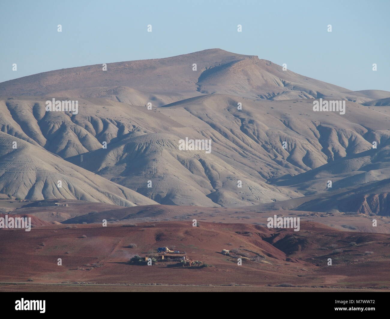 Middle Atlas Landscapes of Middle ATLAS MOUNTAINS formation and red land exploration ...