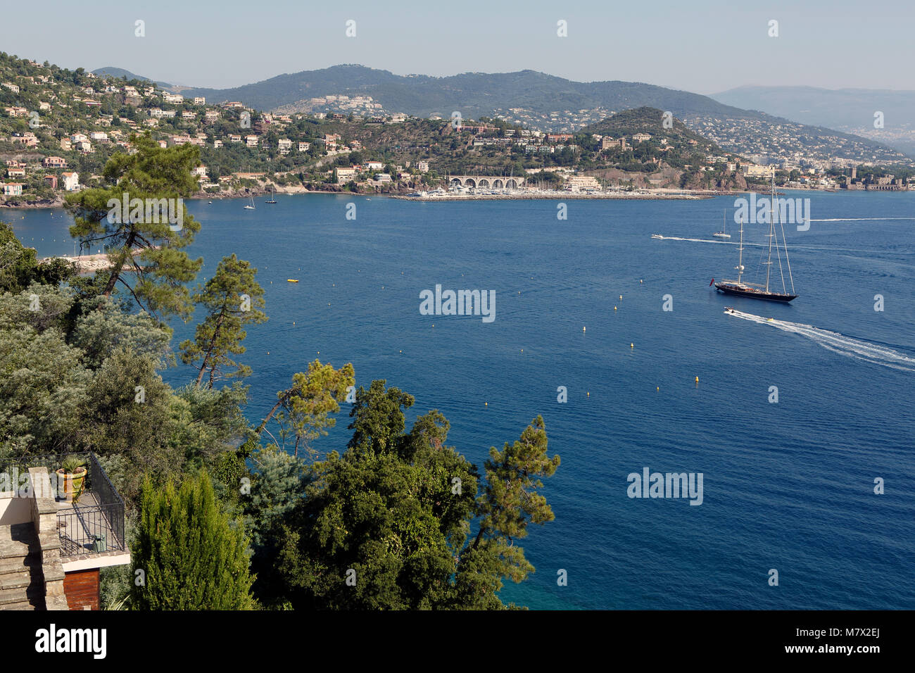 The French Riviera, also known as the Cote d'Azur (Cote d'Azur), in the