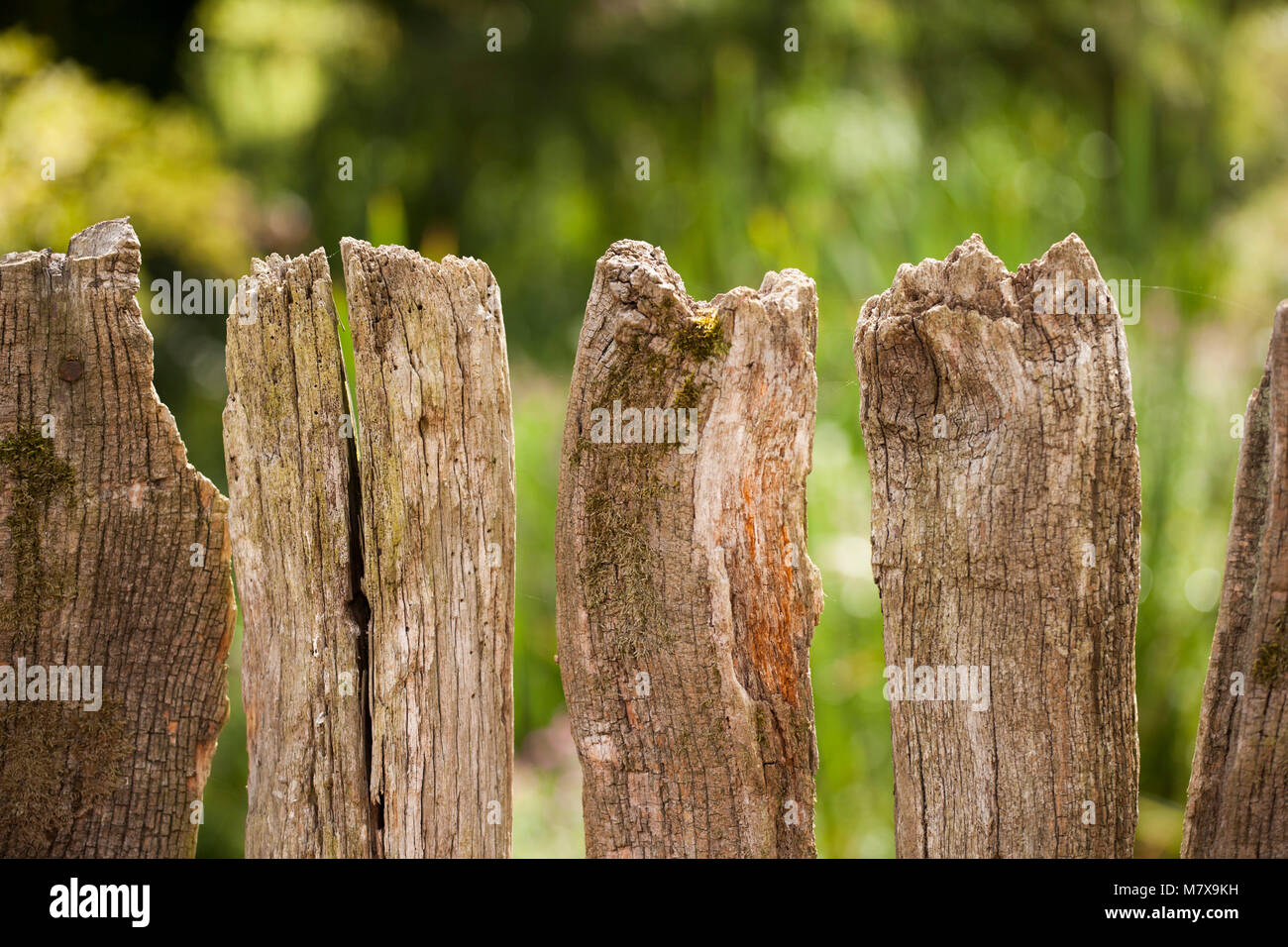 rustic wooden country fence Stock Photo - Alamy