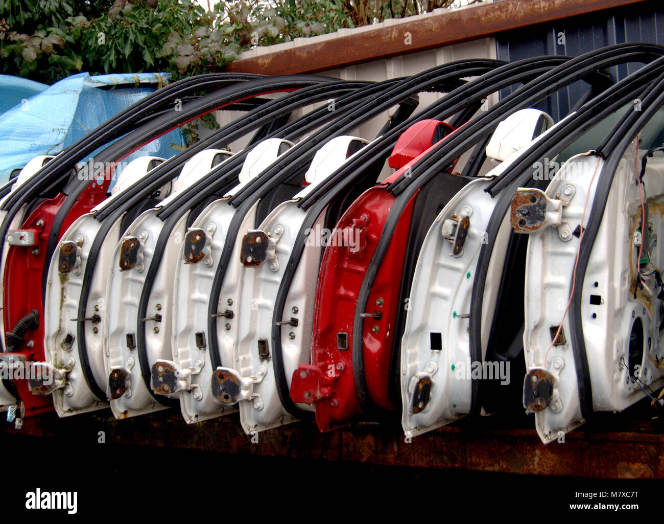 Car Wreckers Yard Stock Photos & Car Wreckers Yard Stock Images Alamy