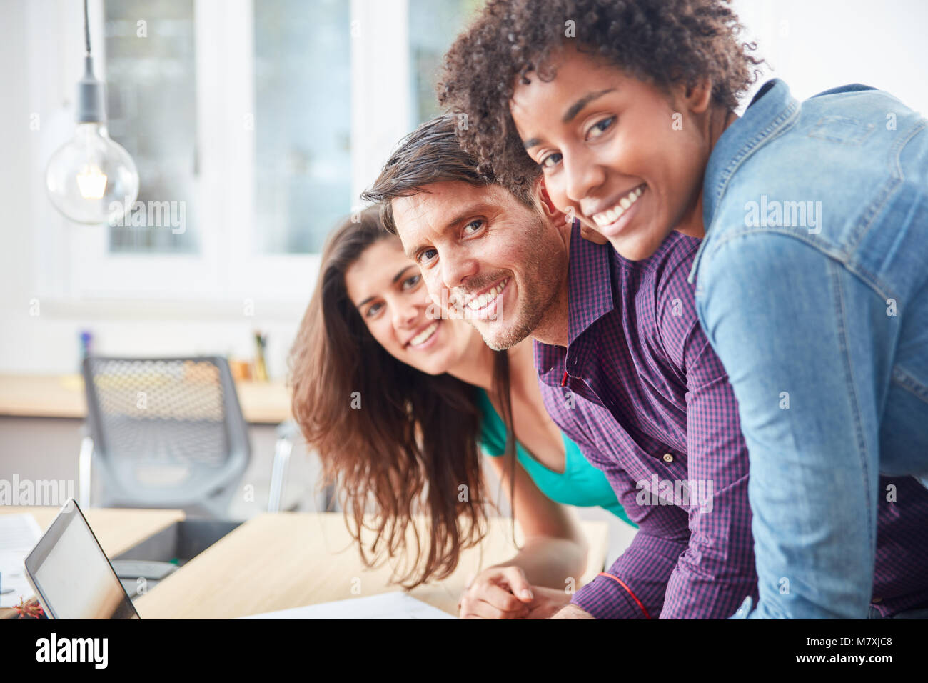 Multicultural young hi-res stock photography and images - Alamy