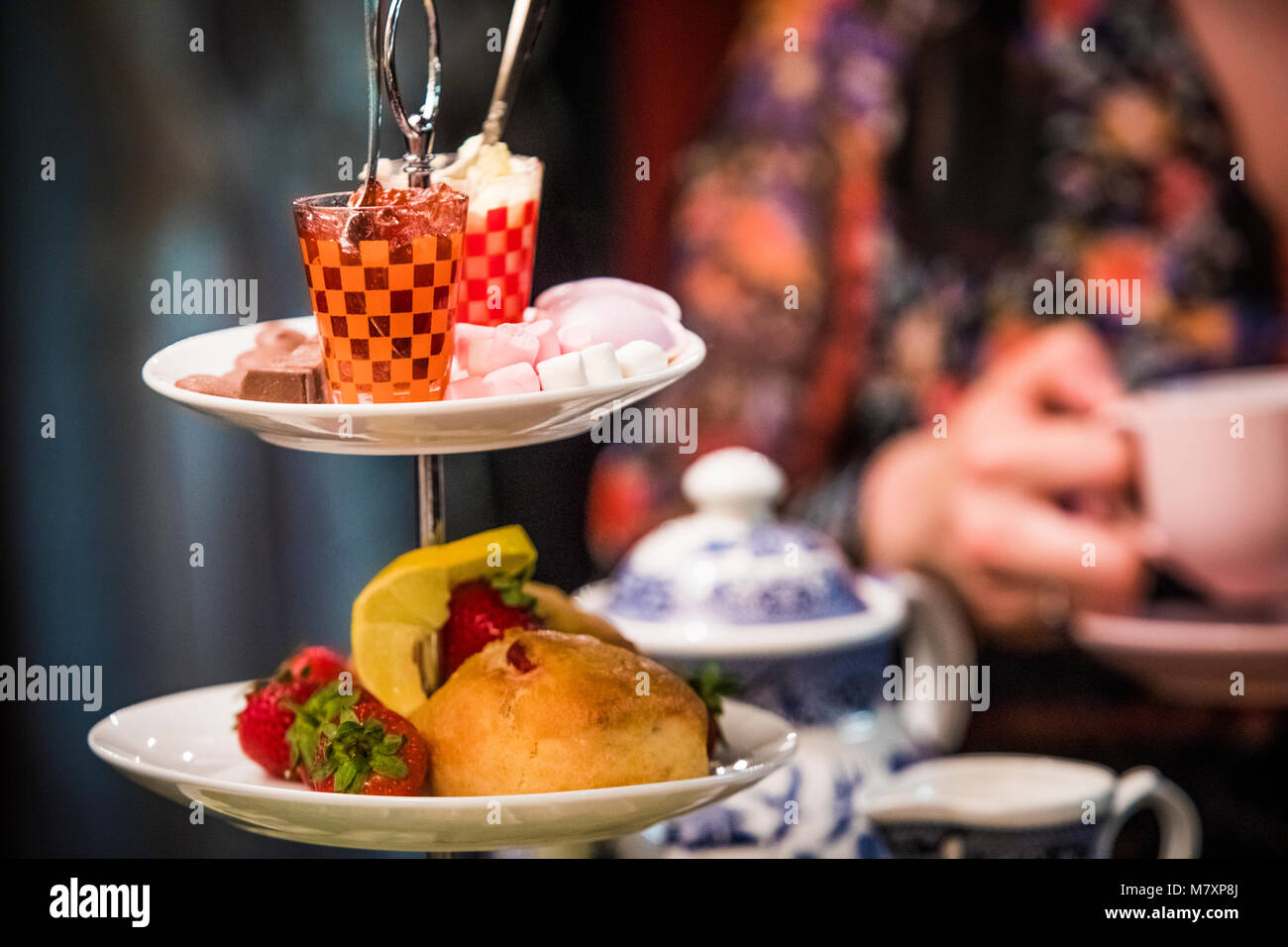 Retro High Tea Afternoon tea in vintage store Stock Photo - Alamy