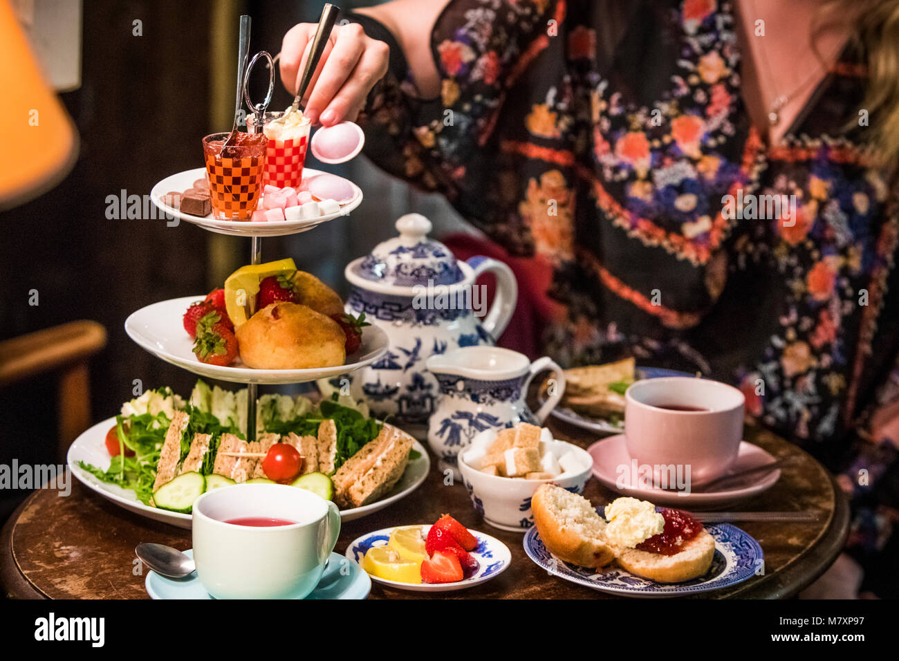 Retro High Tea Afternoon tea in vintage store Stock Photo - Alamy