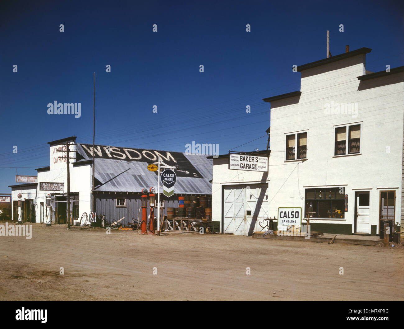 1940s gas station hires stock photography and images Alamy