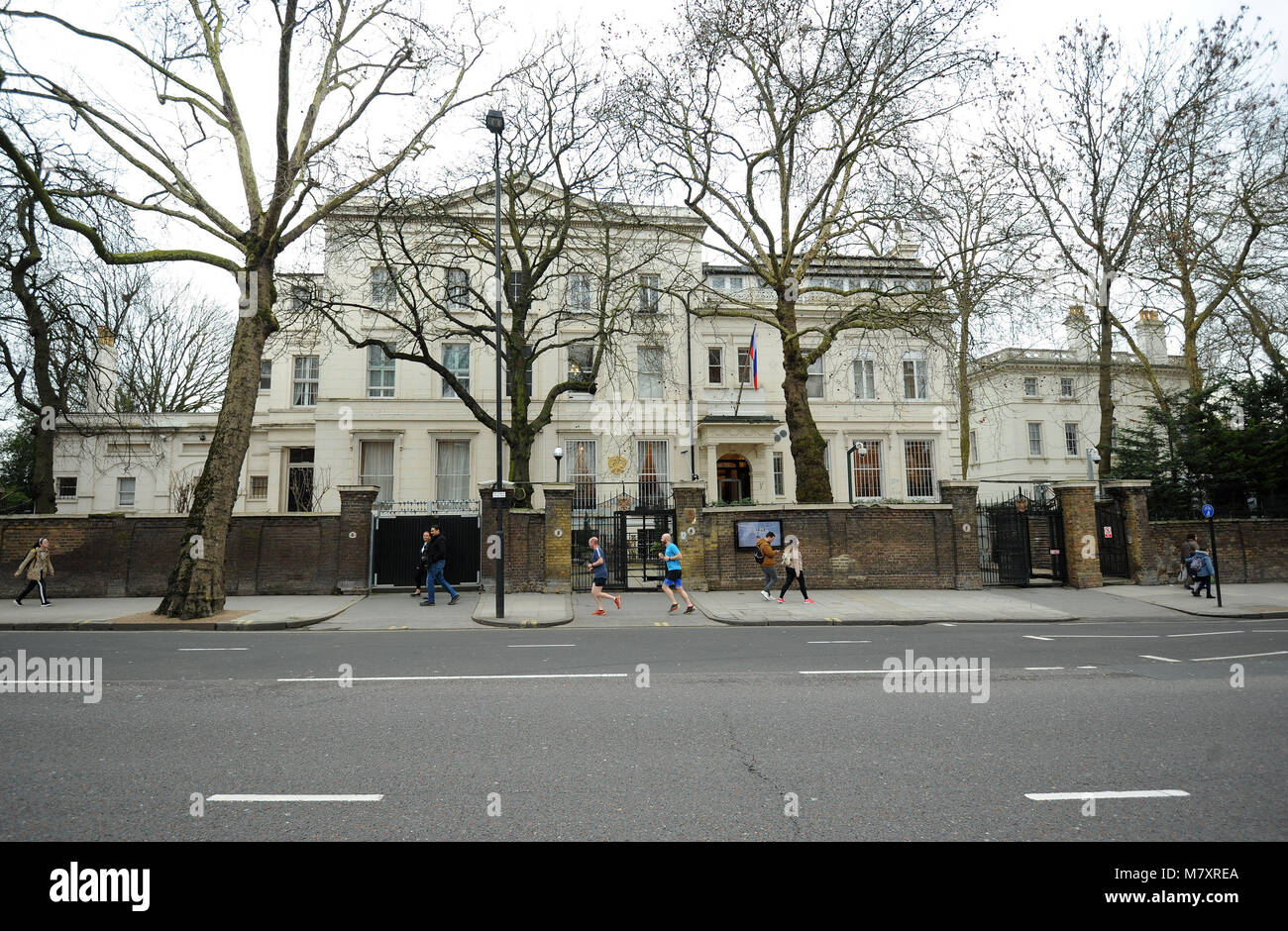 Посольство в лондоне. Российское посольство в Лондоне. Советское посольство в Лондоне. Посольство Российской империи в Лондоне. Российское посольство в Лондоне фото.