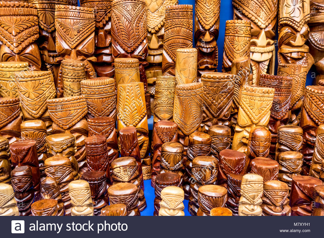 Tiki Statues High Resolution Stock Photography and Images Alamy