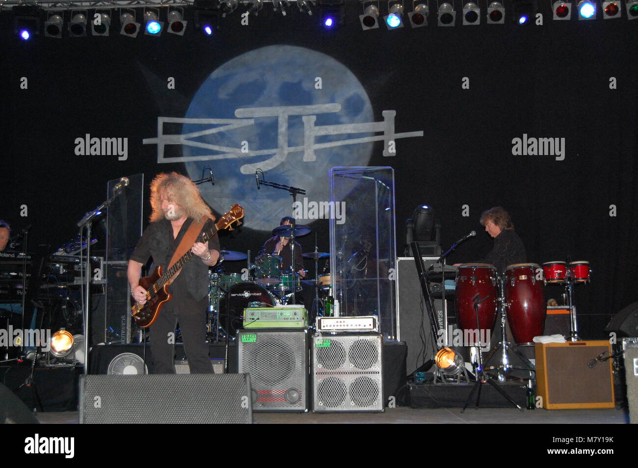 amplifier song meaning amplifier song meaning