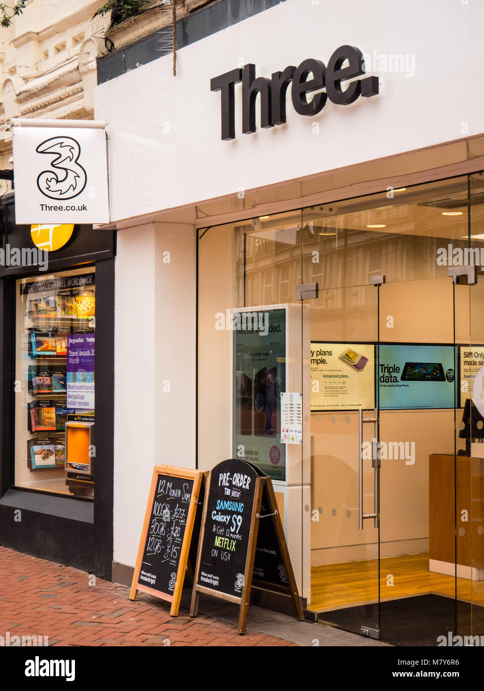 Three Mobile Phone Store, Reading, Berkshire, England Stock Photo Alamy