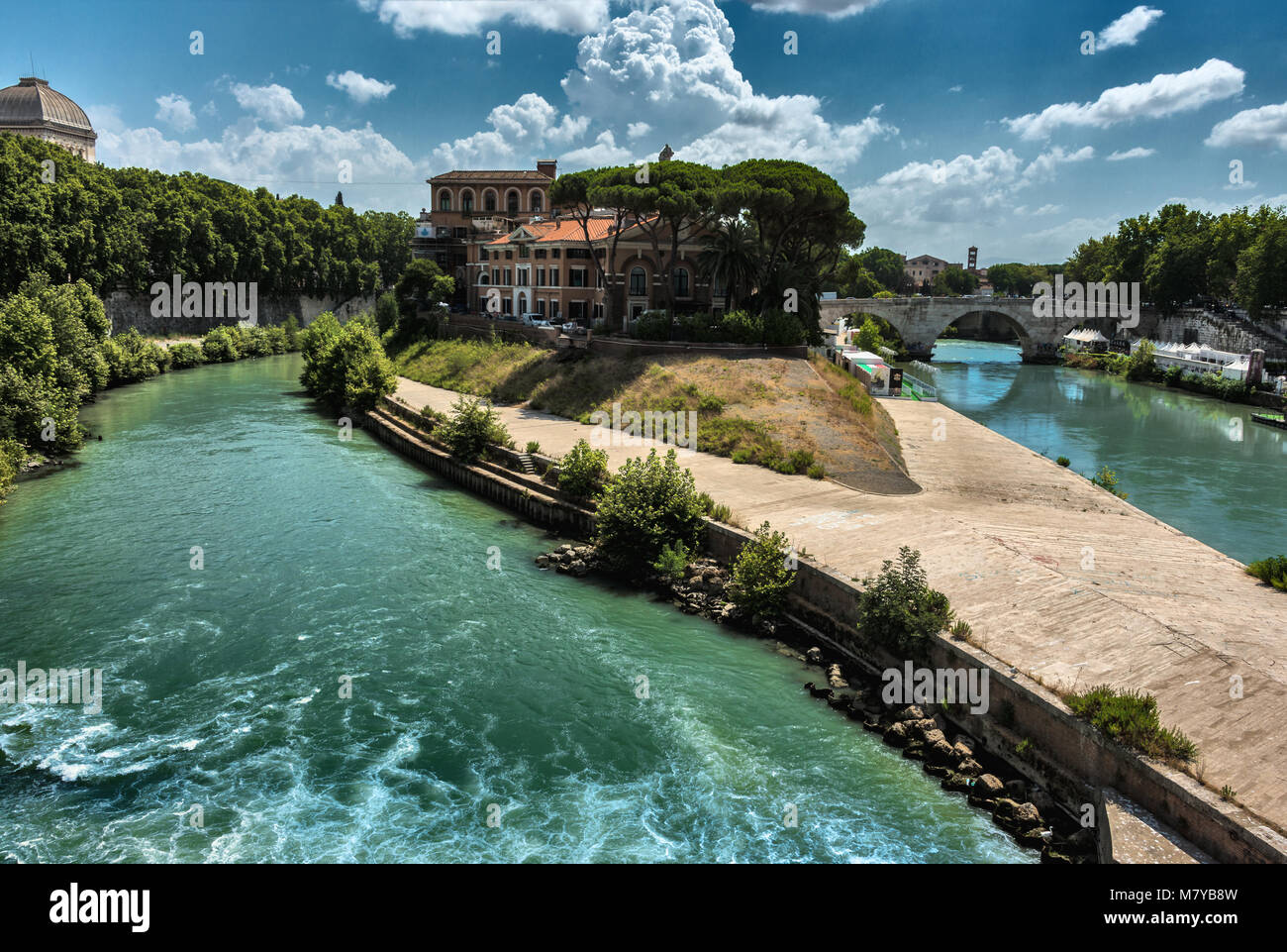 Pons fabricius tiber insel hi-res stock photography and images - Alamy