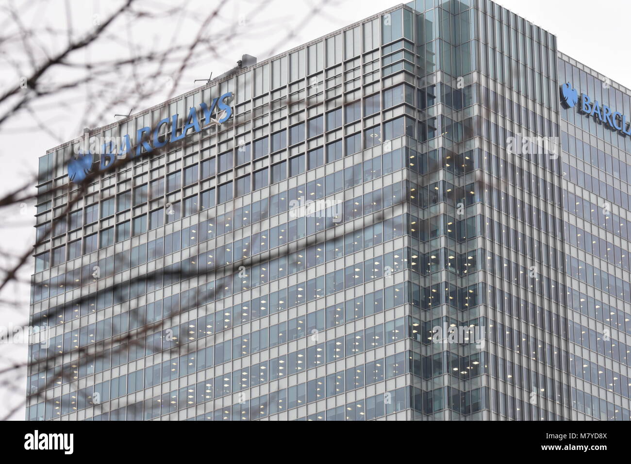 Barclays Bank Head Office Canary Wharf London United Kingdom Stock Photo Alamy